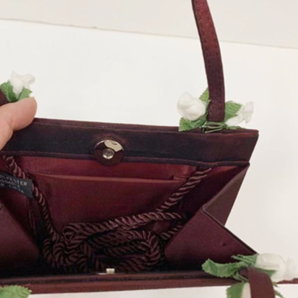 New Gorgeous Lady Wine Red Handbag with Flower - Picture 6 of 6